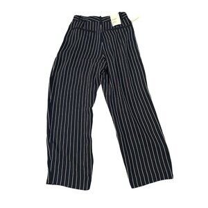 NWT Babaton 4 Navy Blue Striped Modesto Pants Pleated High‎ Rise Cropped